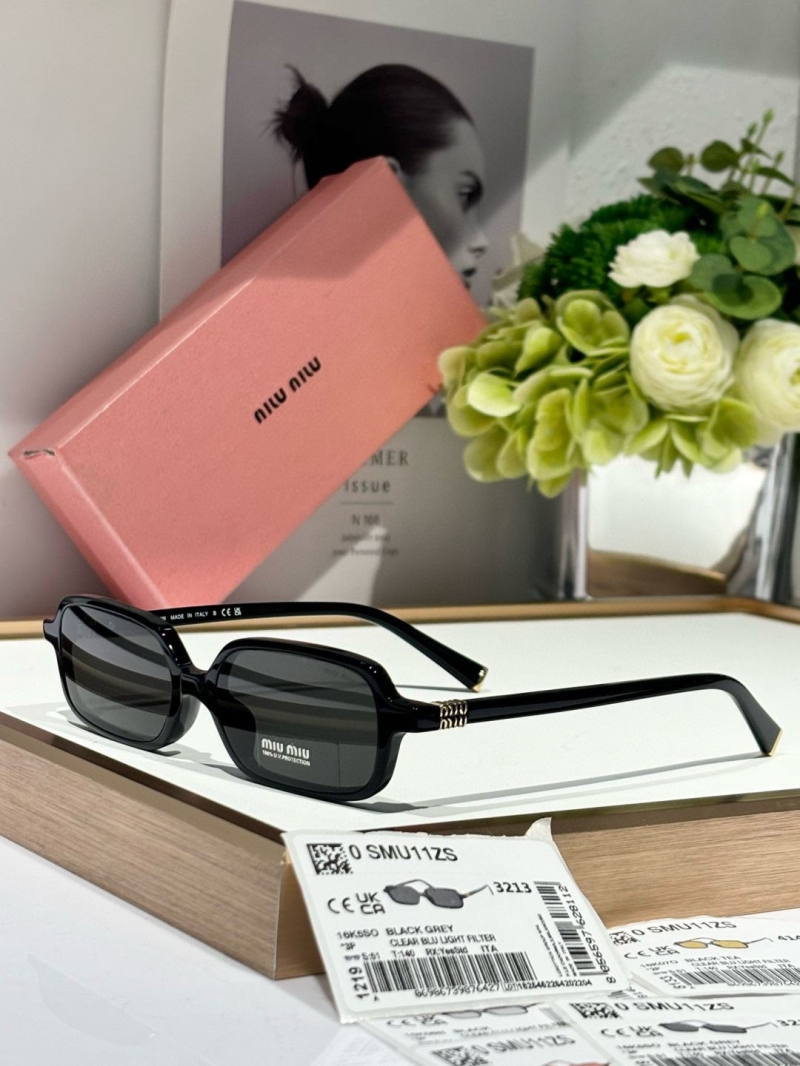 MIU MIU